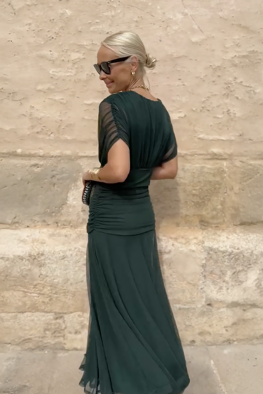 Regina | Graceful Flowing Maxi Dress