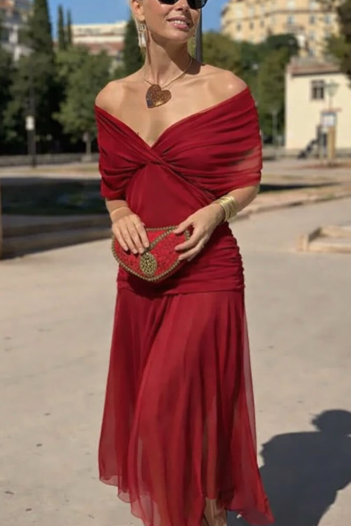 Regina | Graceful Flowing Maxi Dress