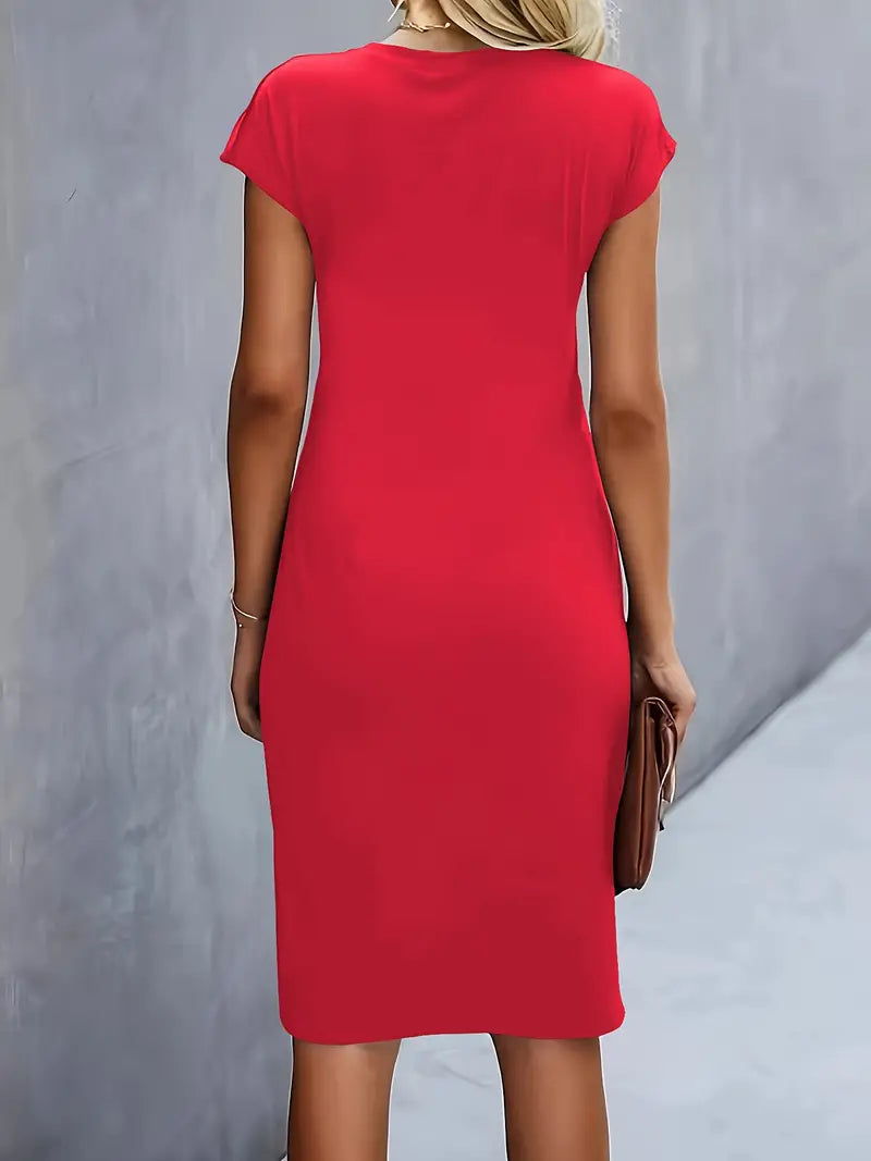 Adelina – Flattering Round Neck Dress