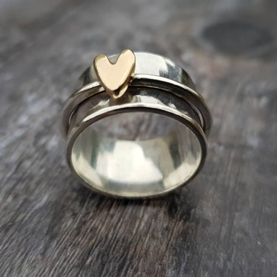 Celine | Heart Accent Band Ring