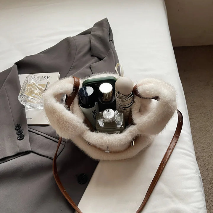 Bowien | Faux Fur Everyday Shoulder Bag