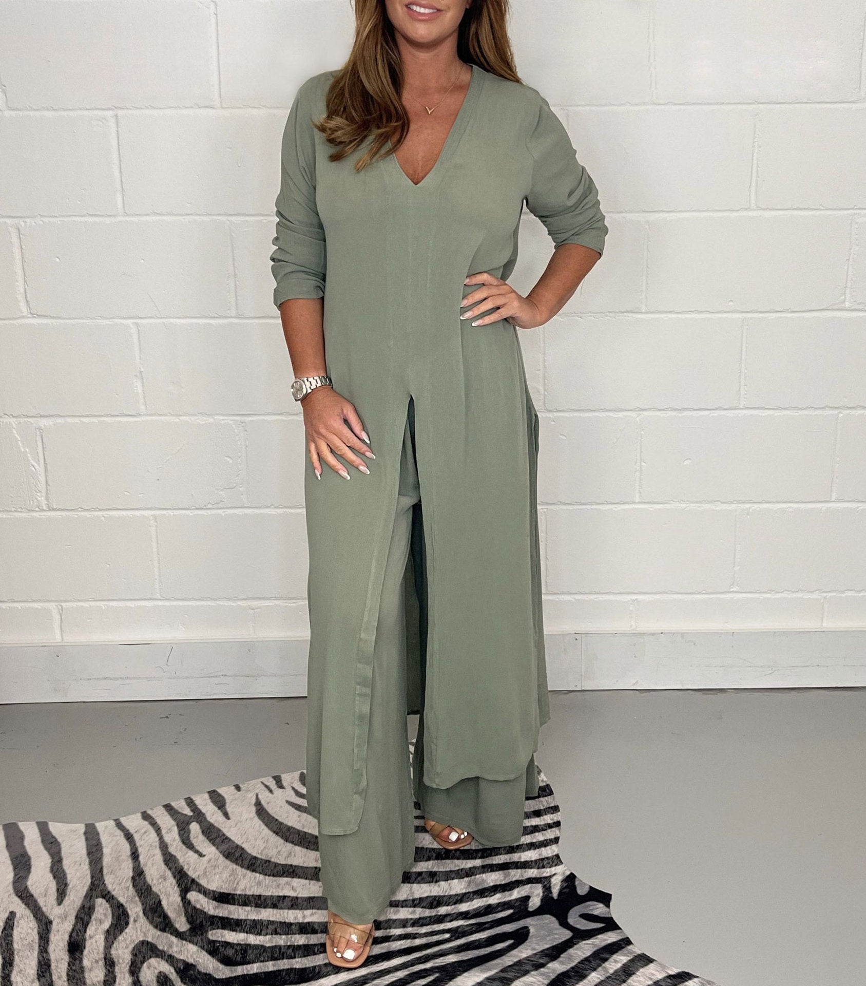 Audrey | V-Neck Longline Two-Piece Set